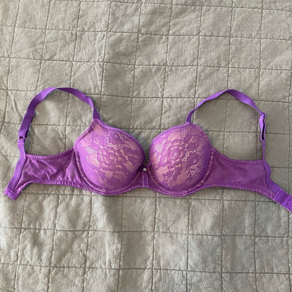Wacoal Lace Bra 853201 size 32DD